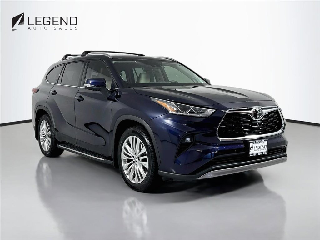 Used 2024 Toyota Highlander Platinum AWD/4WD 360° Tour