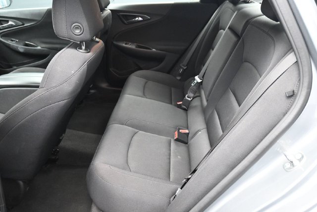 Used 2025 Chevrolet Malibu LT FWD image 11