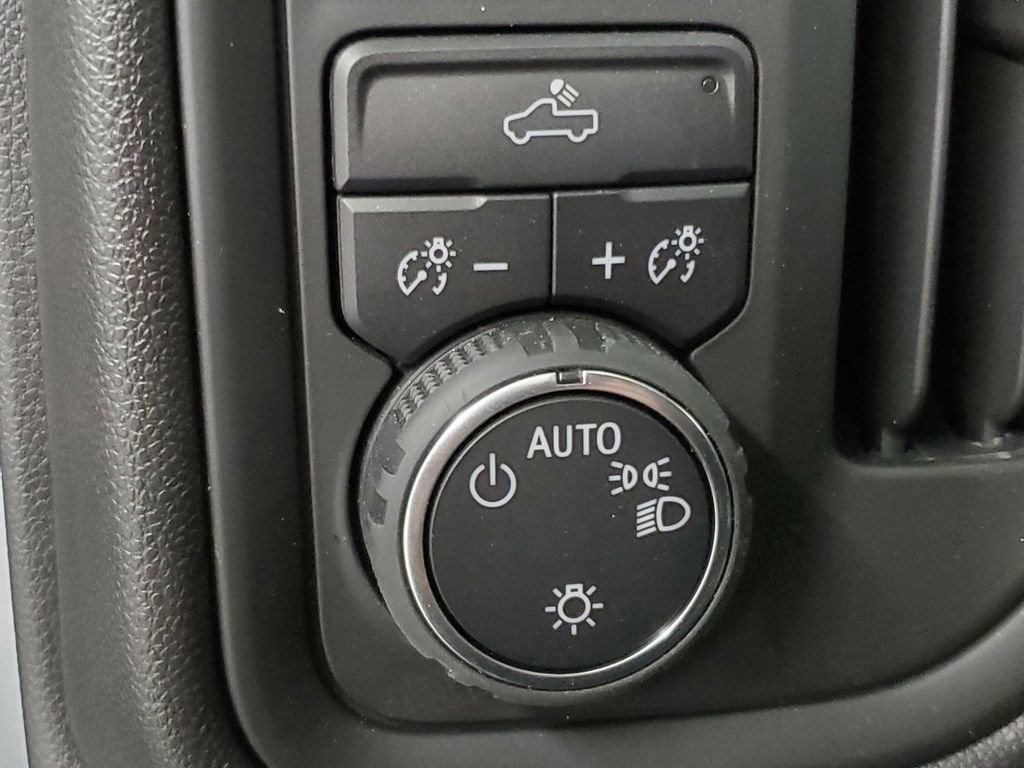 Used 2025 Chevrolet Silverado 1500 W/T w/ WT Value Package image 30