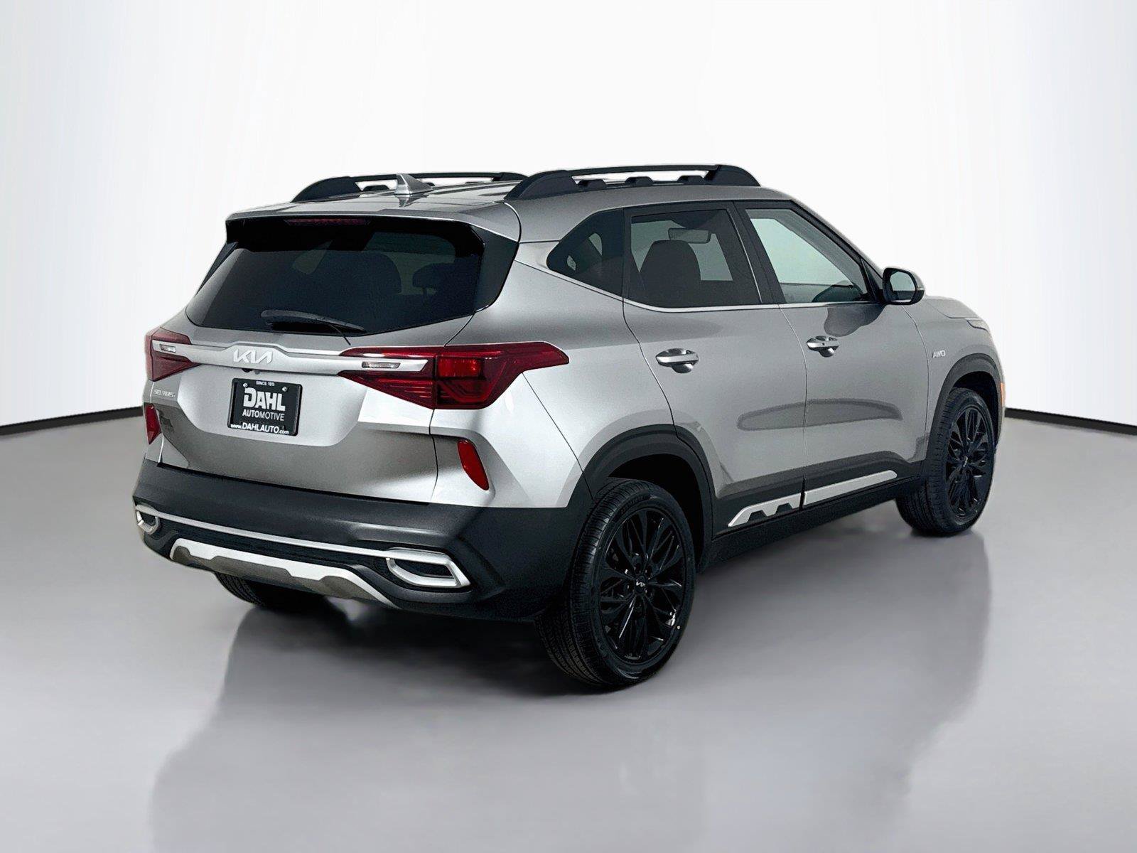 Used 2023 Kia Seltos Nightfall Edition AWD/4WD image 13