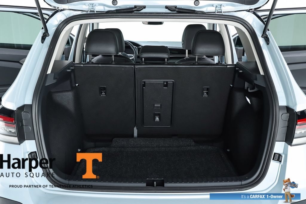 Used 2025 Volkswagen Taos SE FWD image 65