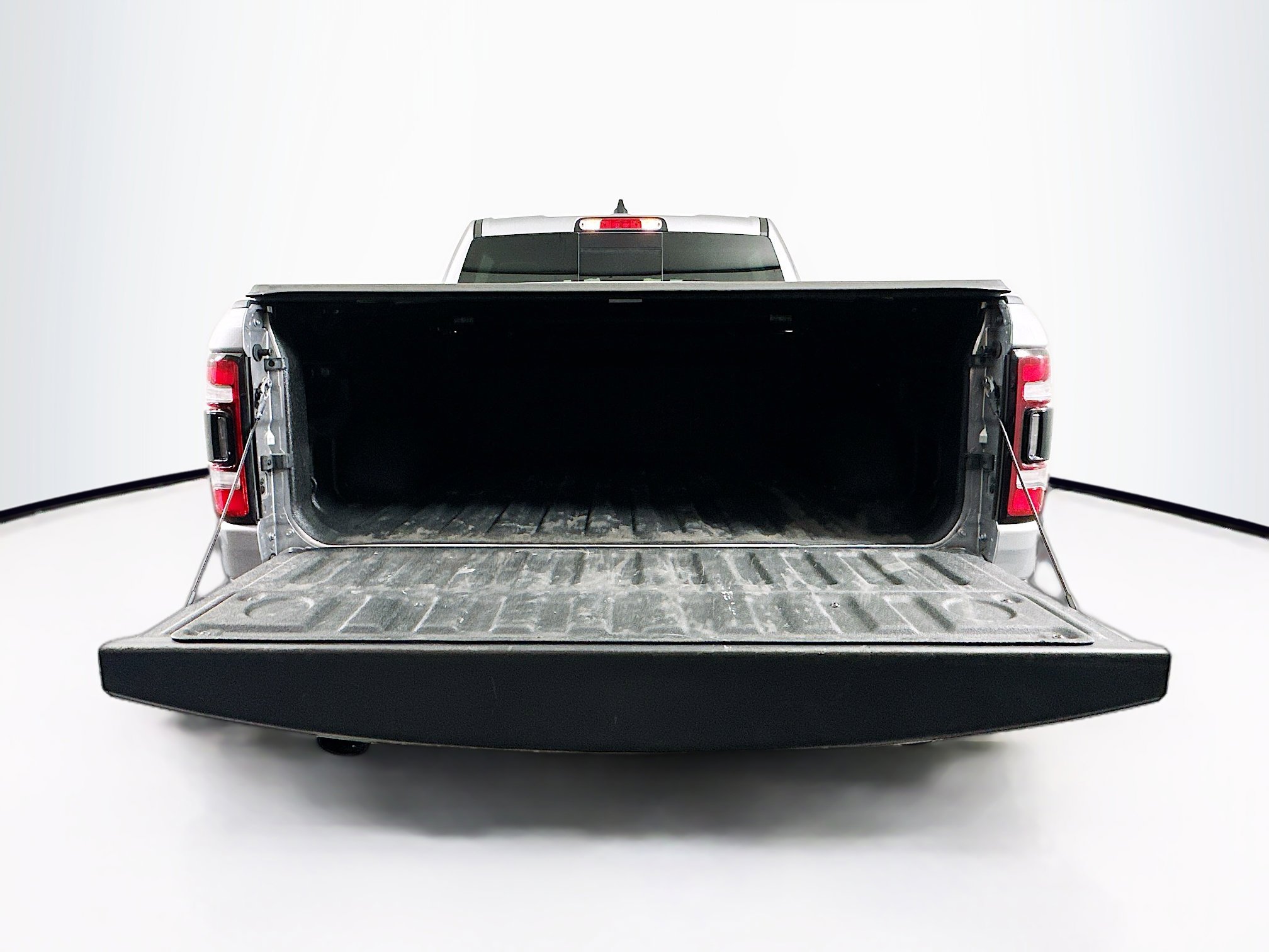 Used 2022 RAM 1500 Laramie image 30