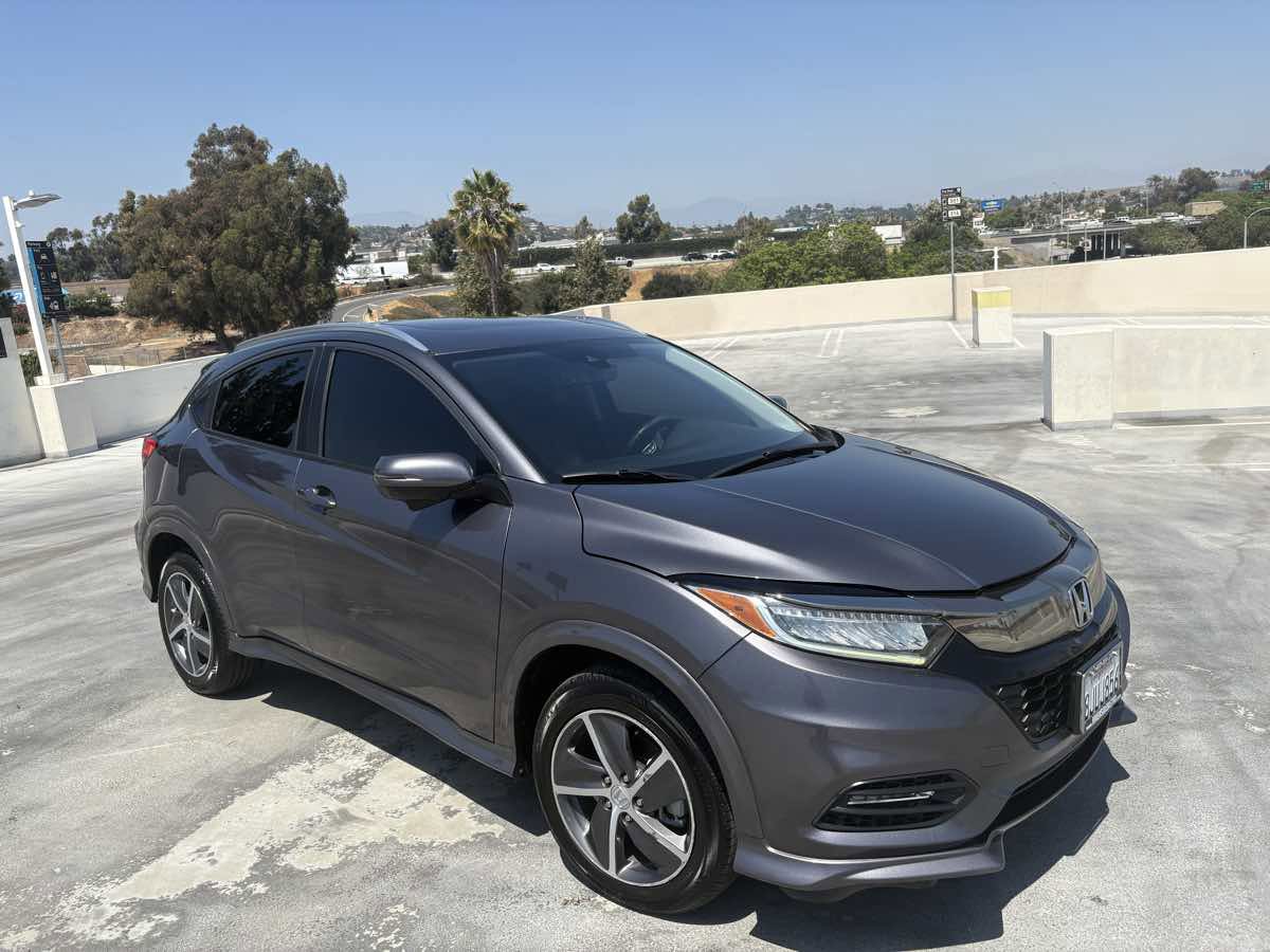 Used 2019 Honda HR-V Touring image 42