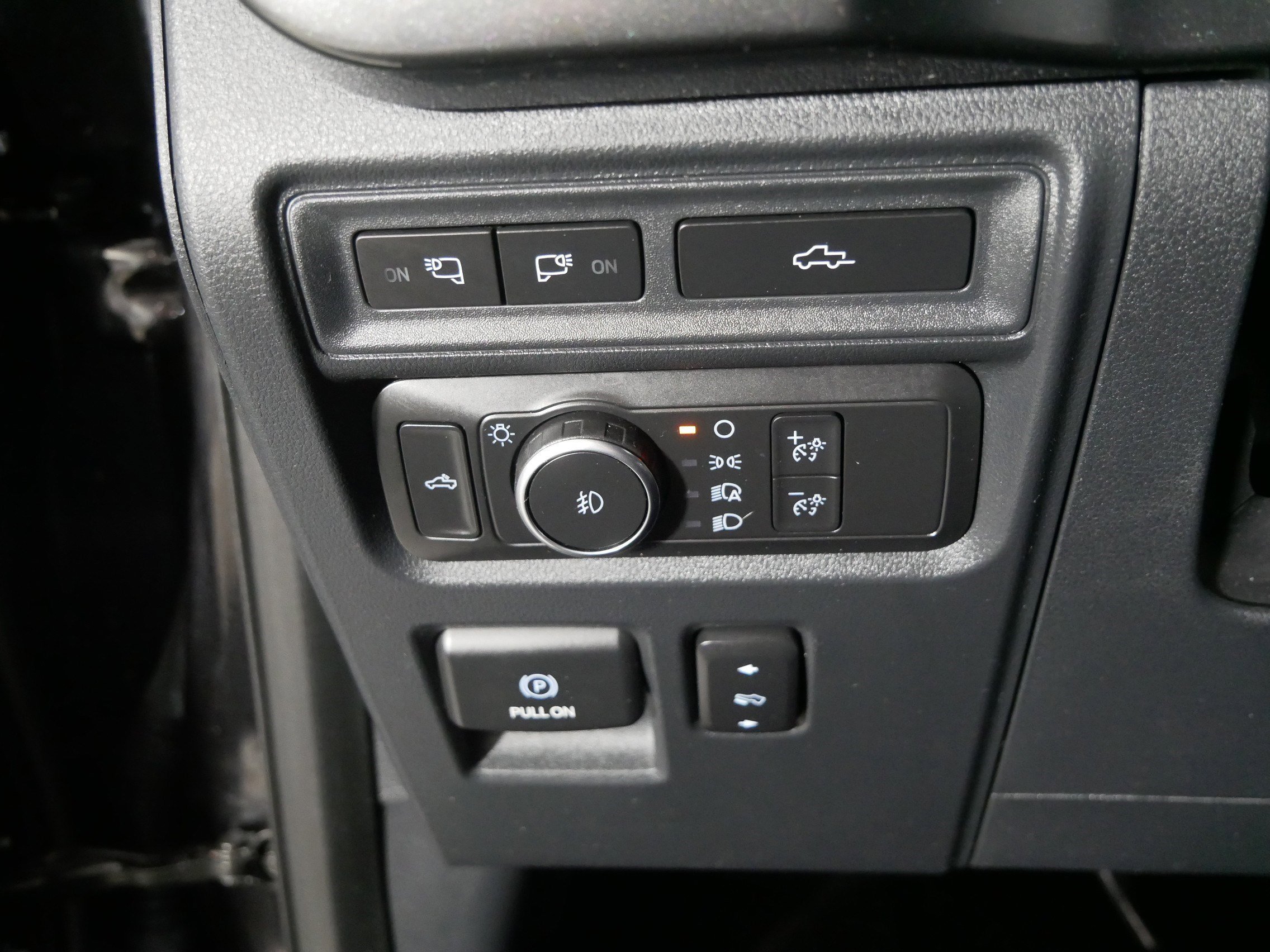 Used 2021 Ford F150 XLT w/ Equipment Group 302A High image 26