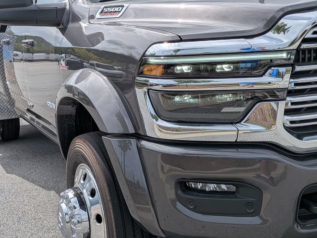 New 2026 RAM 5500 4x4 Crew Cab w/ Laramie Trim Package image 18