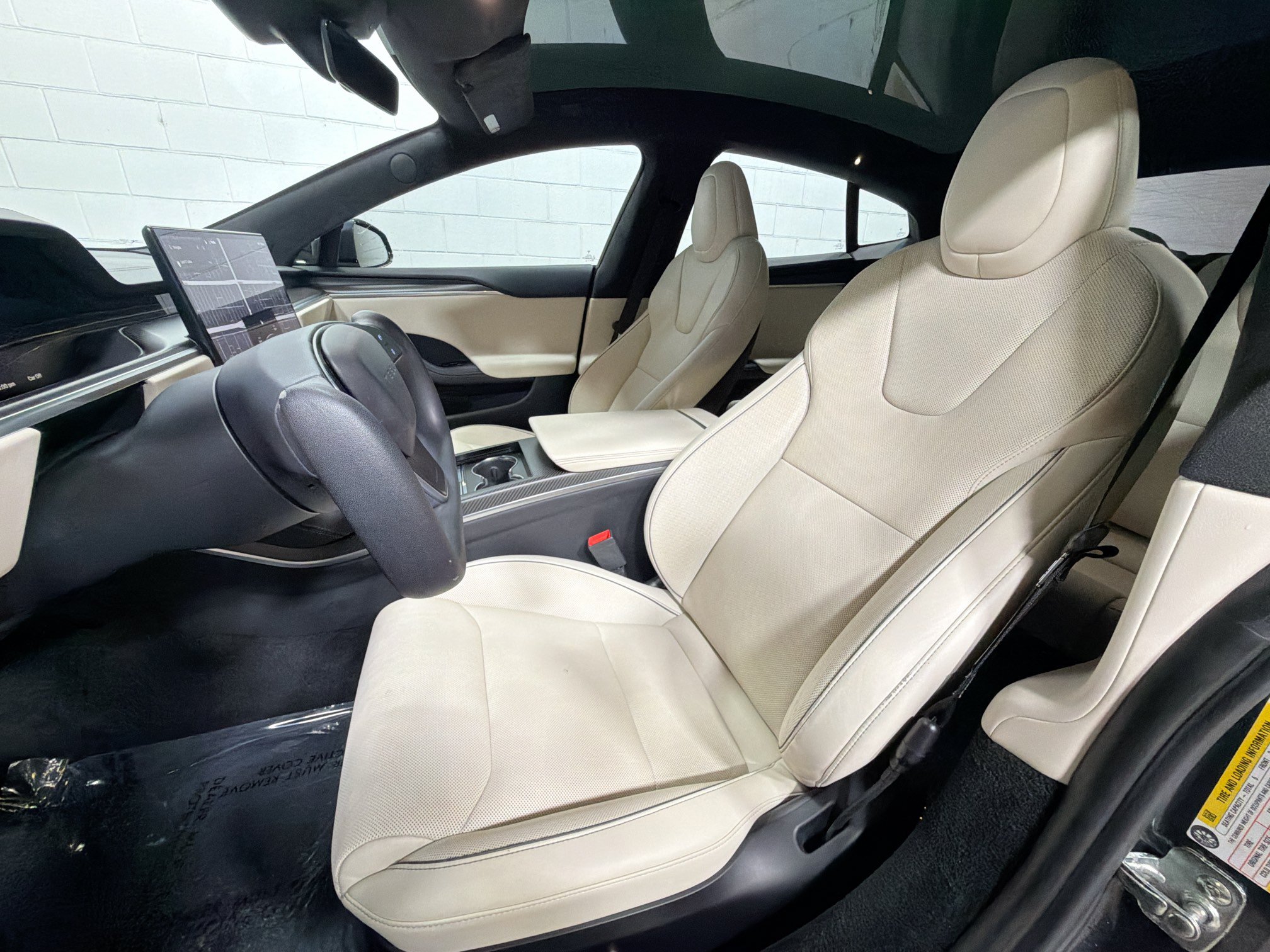 Used 2022 Tesla Model S Plaid AWD/4WD image 5