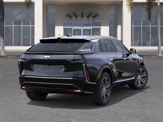 New 2026 Cadillac Lyriq Luxury image 4