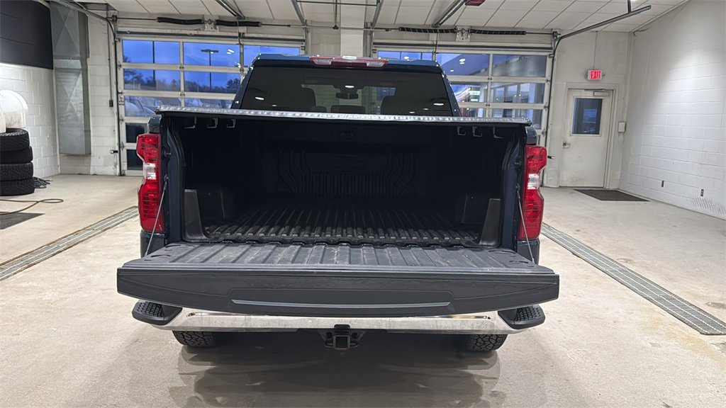 Used 2022 Chevrolet Silverado 1500 LT image 16