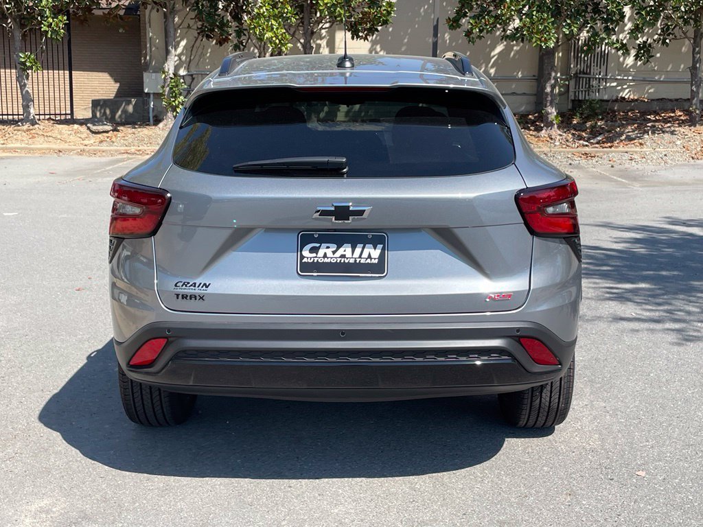 New 2026 Chevrolet Trax RS w/ Driver Confidence Package FWD image 6