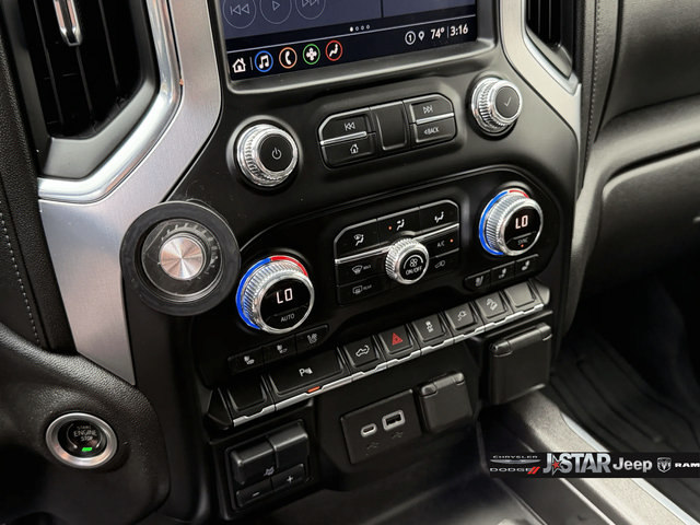 Used 2022 GMC Sierra 1500 SLT w/ SLT Premium Package AWD/4WD image 21
