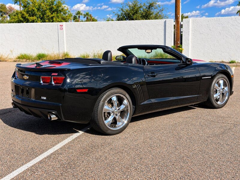 Used 2011 Chevrolet Camaro SS w/ RS Package RWD image 8