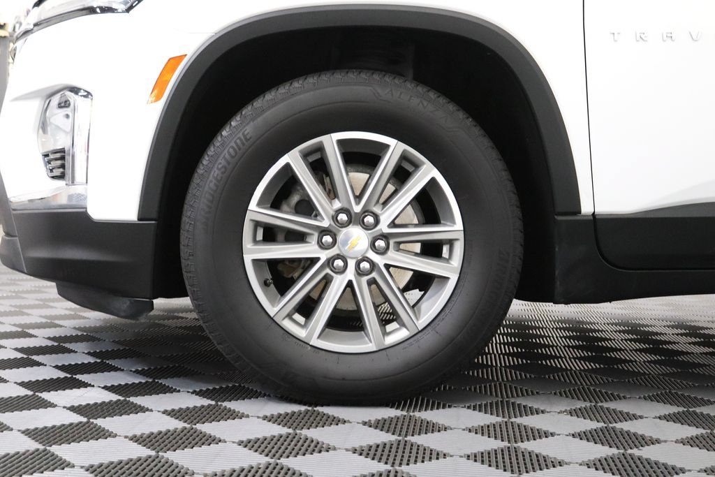 Used 2023 Chevrolet Traverse LT w/ LPO, Floor Liner Package AWD/4WD image 4