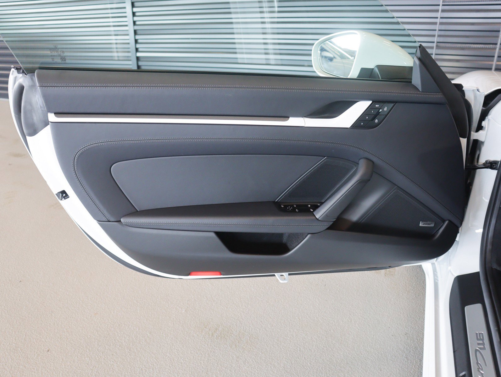 Used 2026 Porsche 911 Carrera RWD image 22