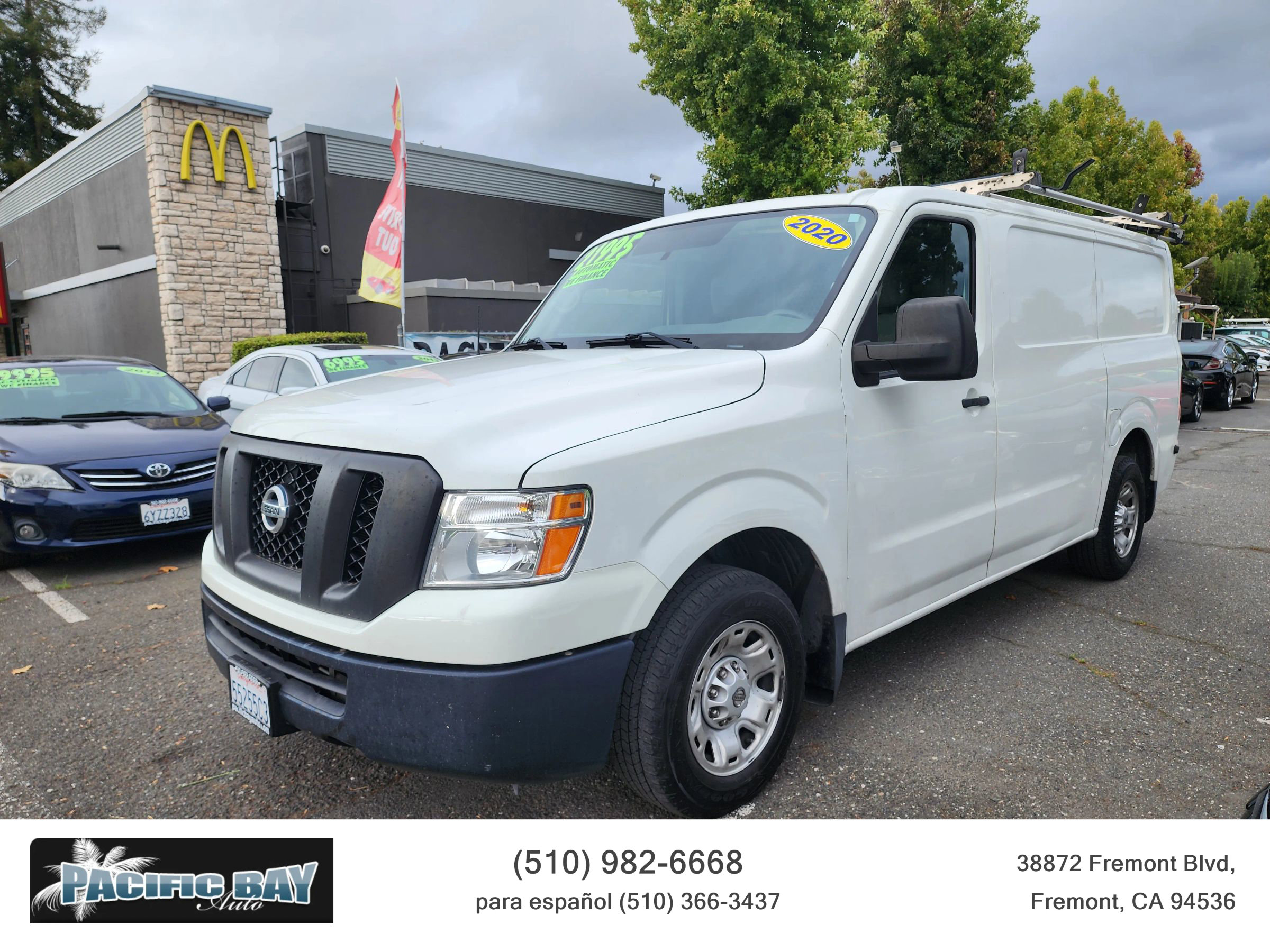Used 2020 Nissan NV 2500 SV image 3