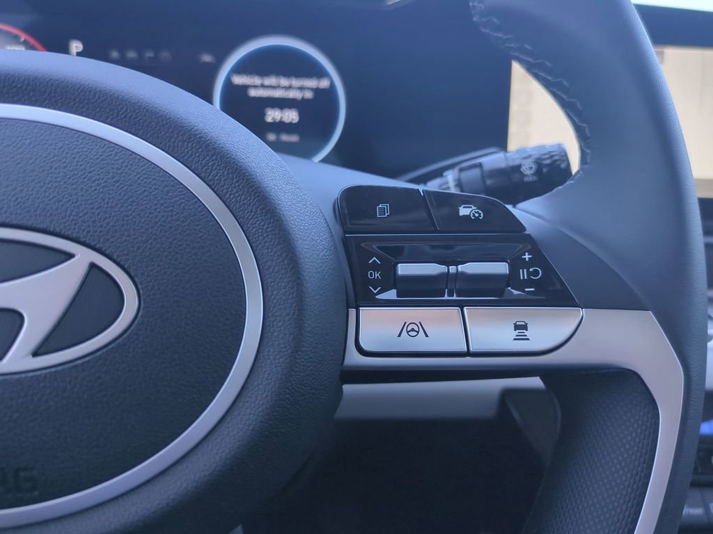 New 2026 Hyundai Elantra Limited image 32