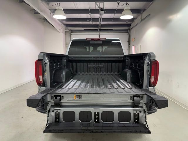 New 2026 GMC Sierra 1500 AT4 w/ AT4 Premium Package image 8
