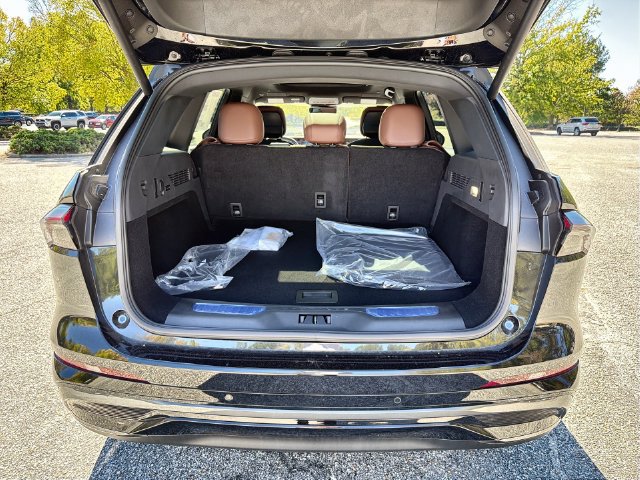 New 2026 Lincoln Nautilus Reserve AWD/4WD image 24