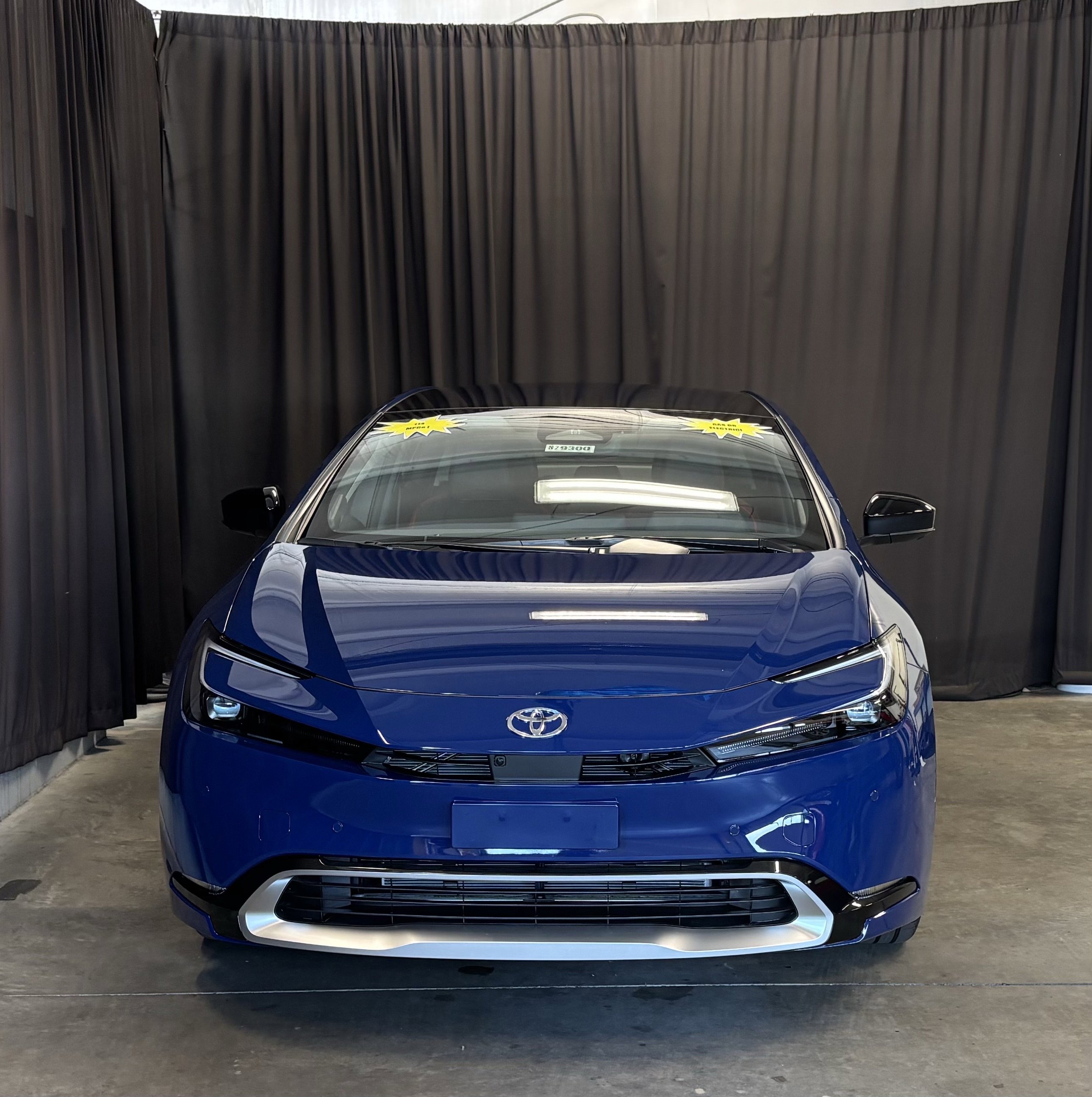 New 2026 Toyota Prius Plug-In Hybrid image 3