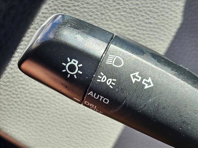 Used 2021 Toyota Corolla LE FWD image 11