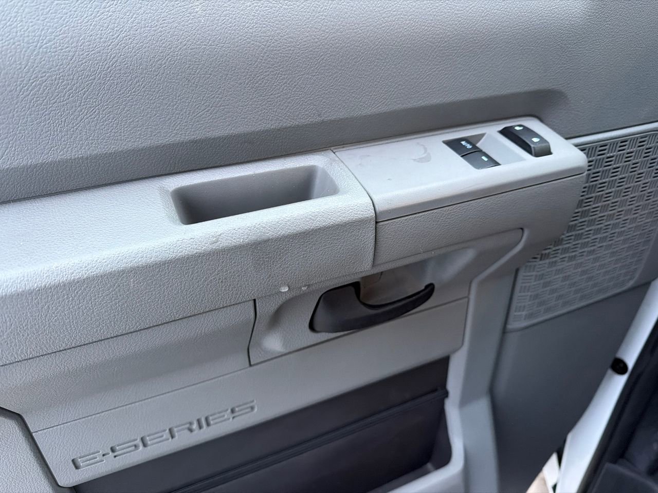 New 2026 Ford E-450 and Econoline 450 Super Duty w/ Power Equipment Group RWD image 29