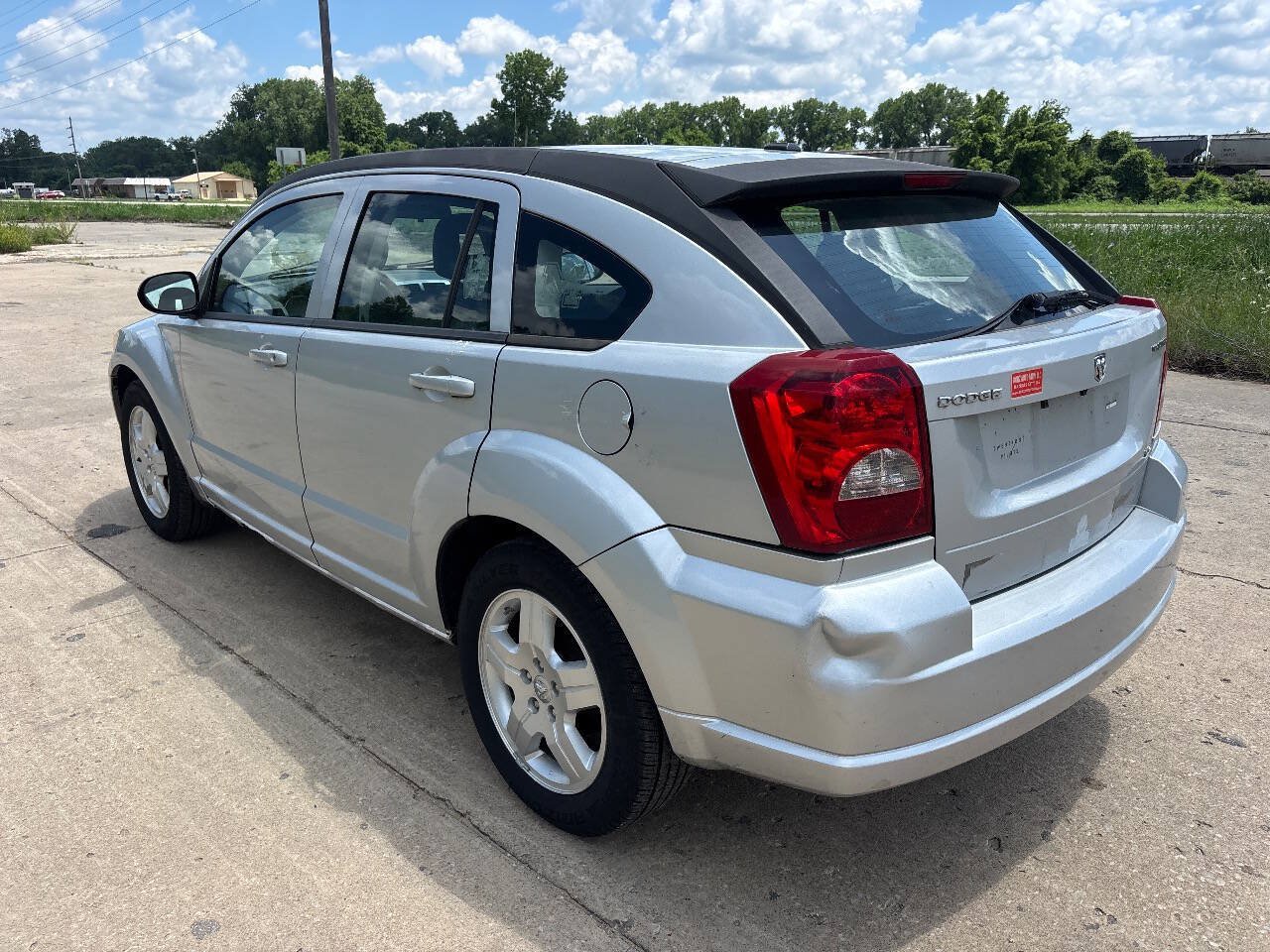 Used 2009 Dodge Caliber SXT FWD image 8
