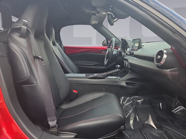 Used 2019 MAZDA MX-5 Miata Grand Touring RWD image 17