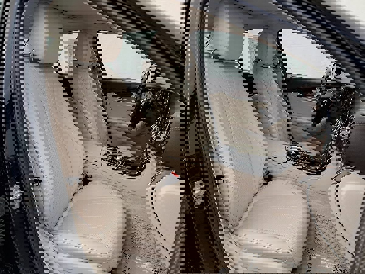 Used 2018 Mercedes-Benz E 300 4MATIC image 38