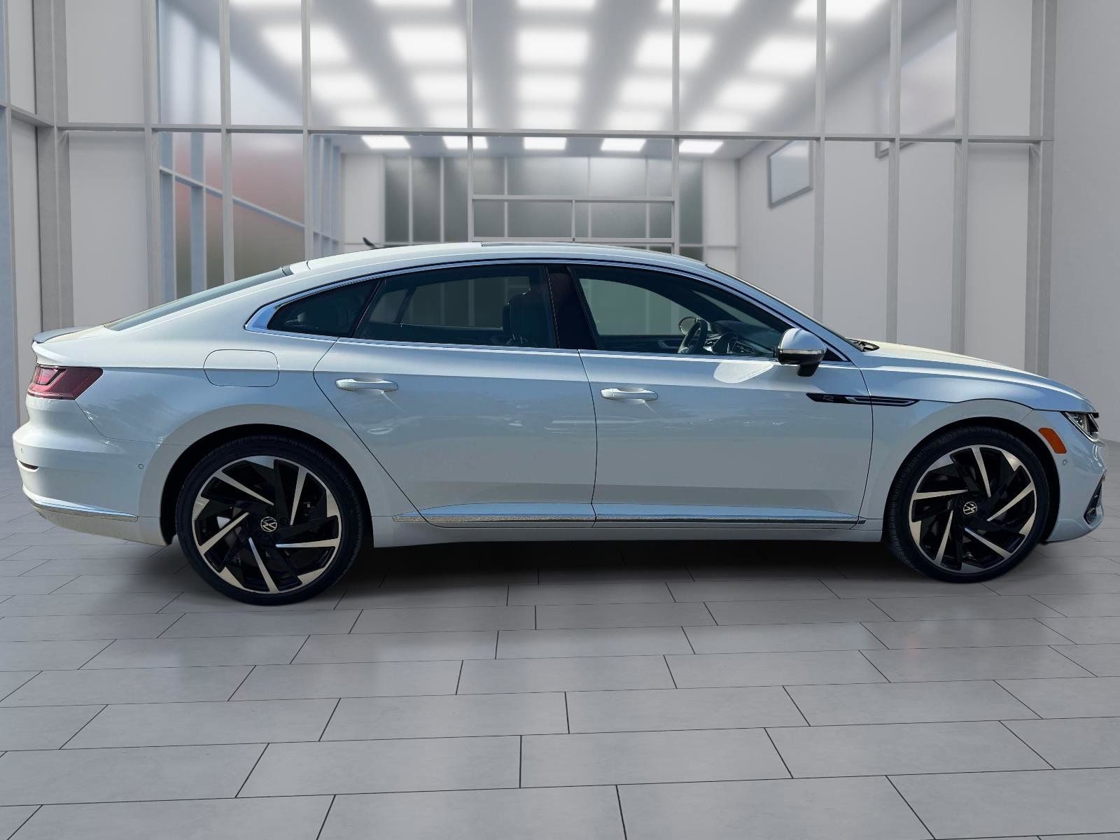 Used 2023 Volkswagen Arteon SEL Premium AWD/4WD image 3