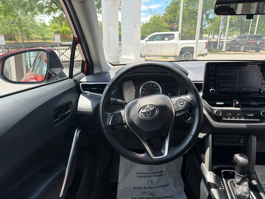 Used 2022 Toyota Corolla Cross LE FWD image 28