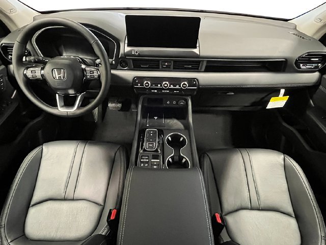 New 2026 Honda Pilot Touring image 16