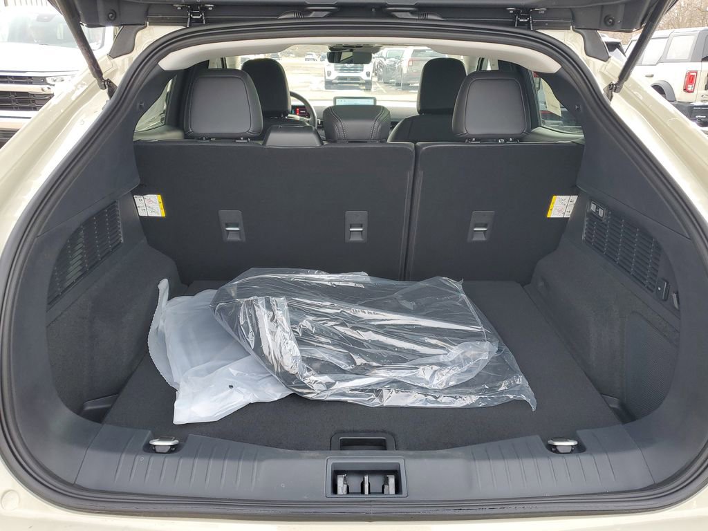 New 2026 Ford Mustang Mach-E Premium image 34