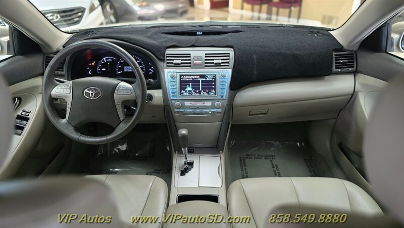 Used 2007 Toyota Camry Hybrid w/ Leather Pkg FWD image 18