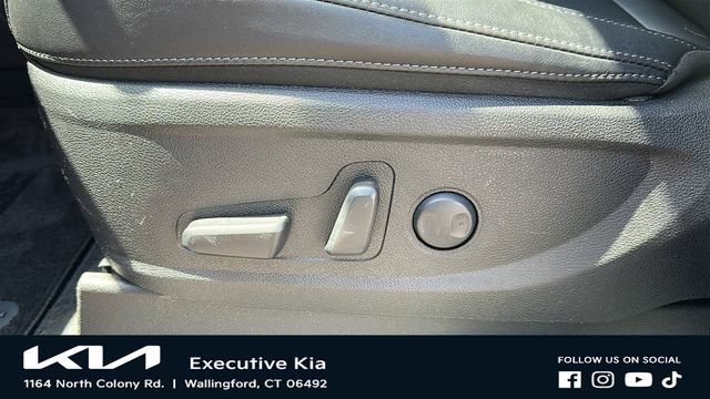 Certified 2023 Kia Telluride S w/ S Sunroof Package AWD/4WD image 10