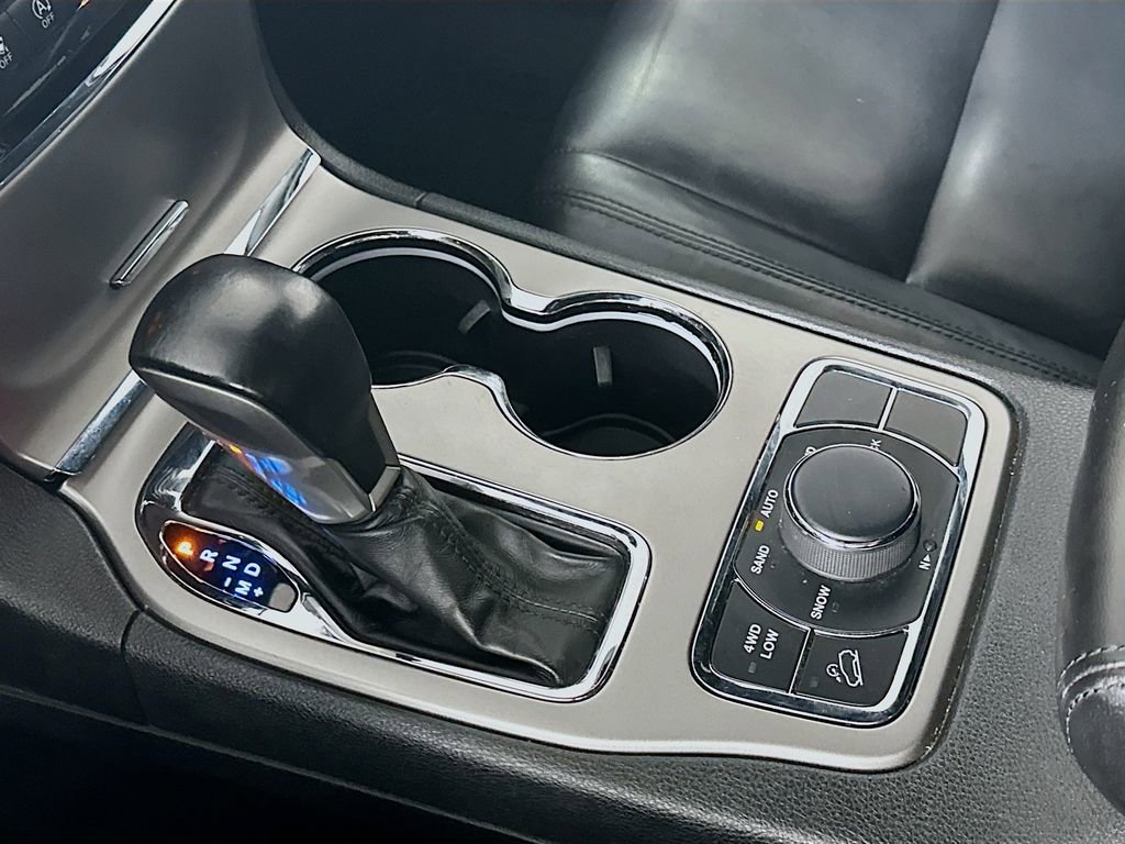 Used 2019 Jeep Grand Cherokee Limited image 16