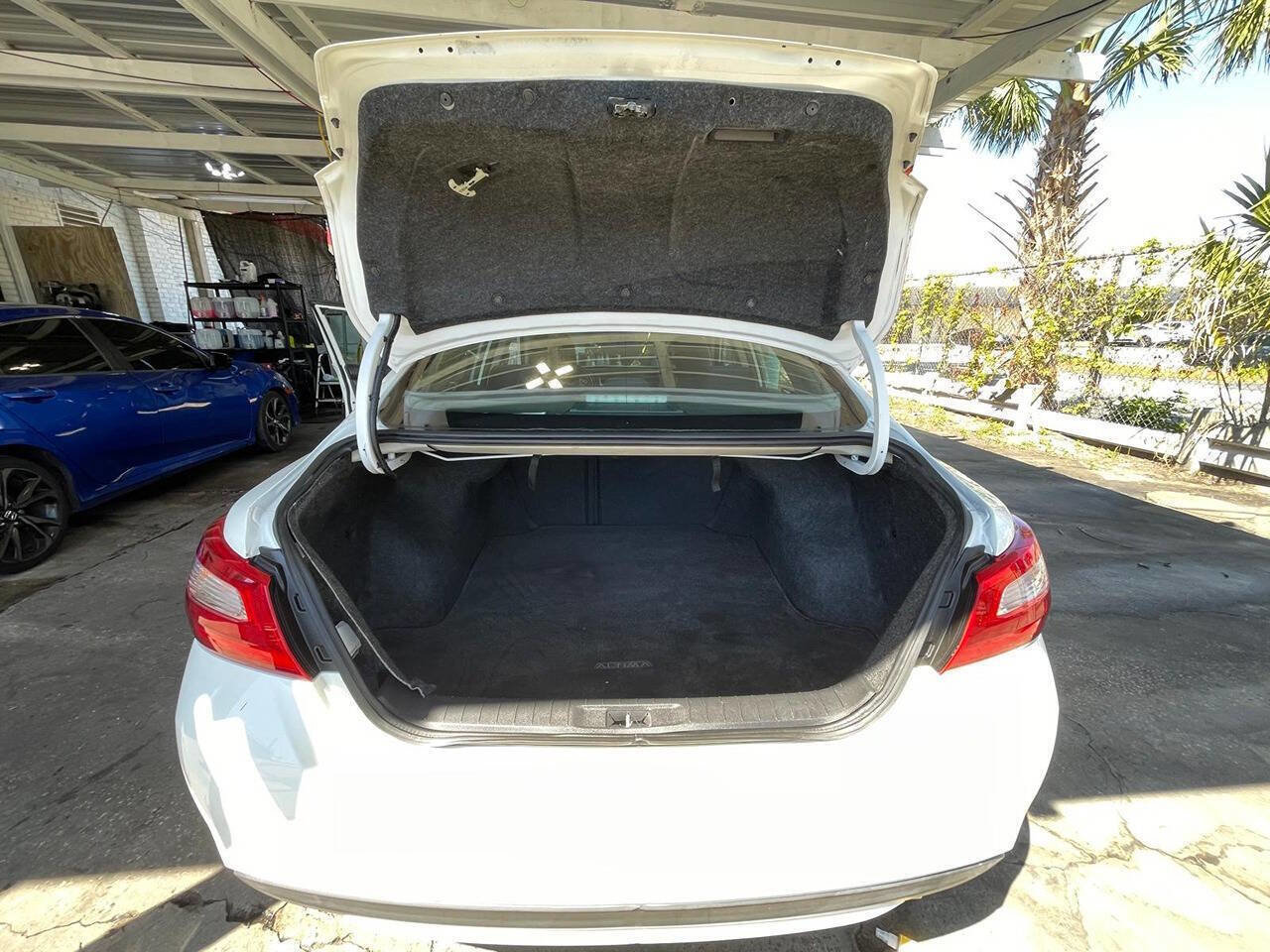 Used 2017 Nissan Altima 2.5 S w/ Power Driver Seat Package image 6