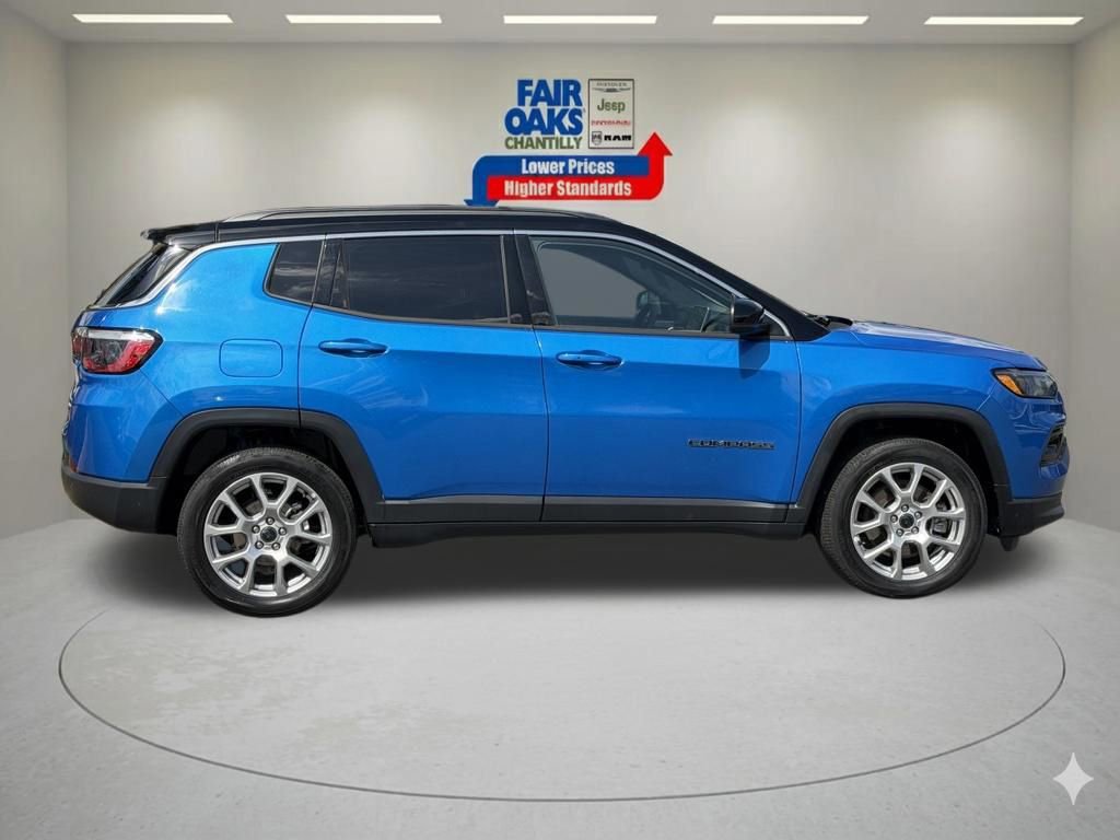 Certified 2025 Jeep Compass Limited AWD/4WD image 7