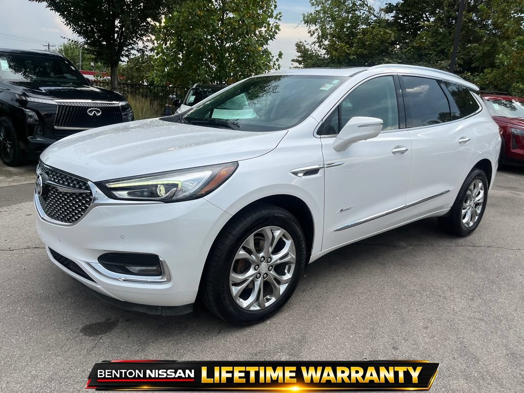 Used 2020 Buick Enclave Avenir w/ Avenir Technology Package FWD image 4