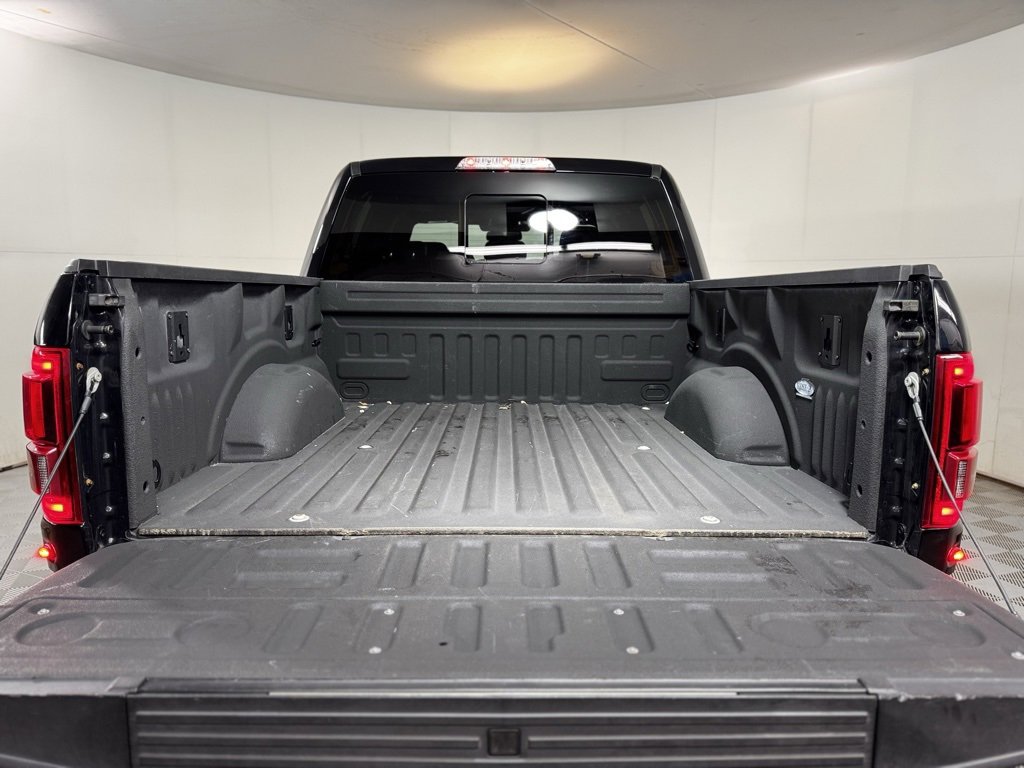 Used 2018 Ford F150 Raptor w/ Equipment Group 802A Luxury image 8
