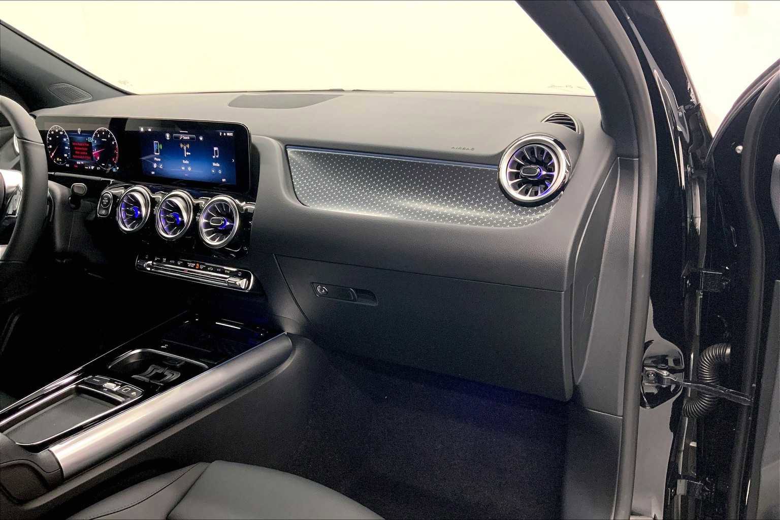 New 2026 Mercedes-Benz GLA 250 GLA 250 image 27