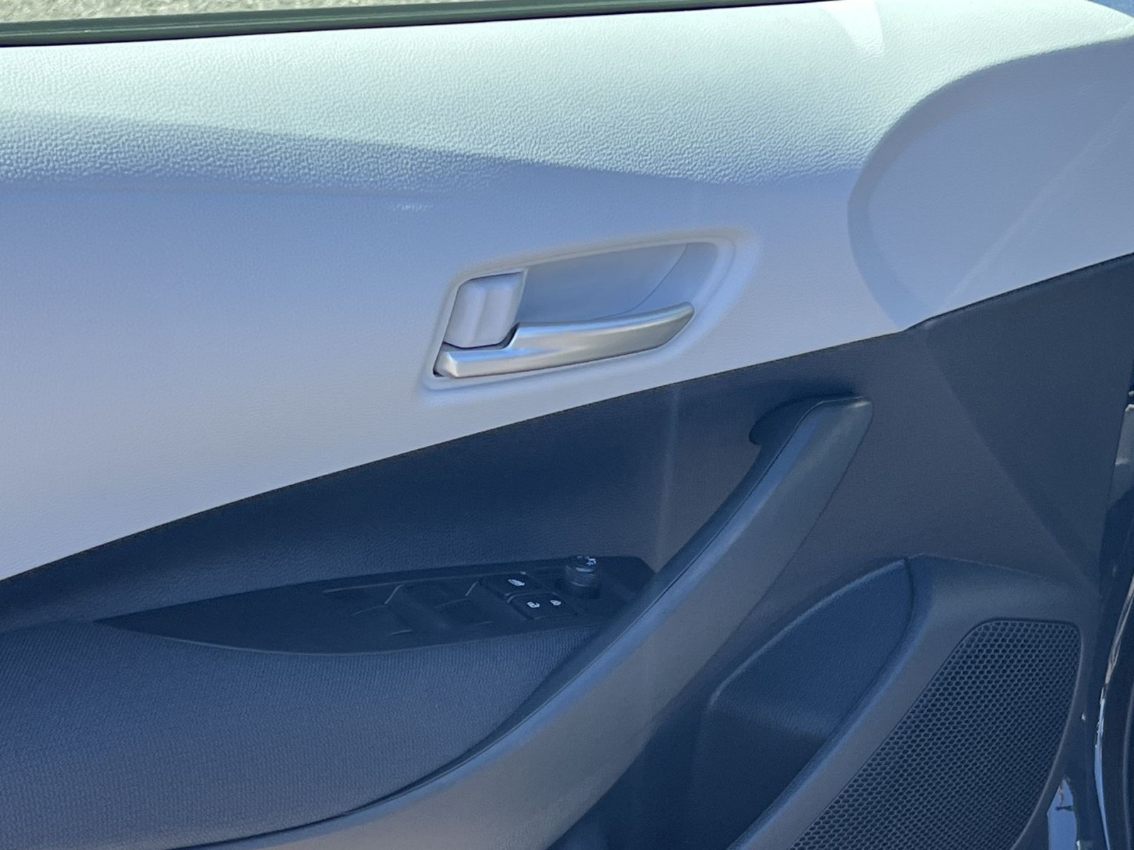 New 2027 Toyota Corolla SE FWD image 10