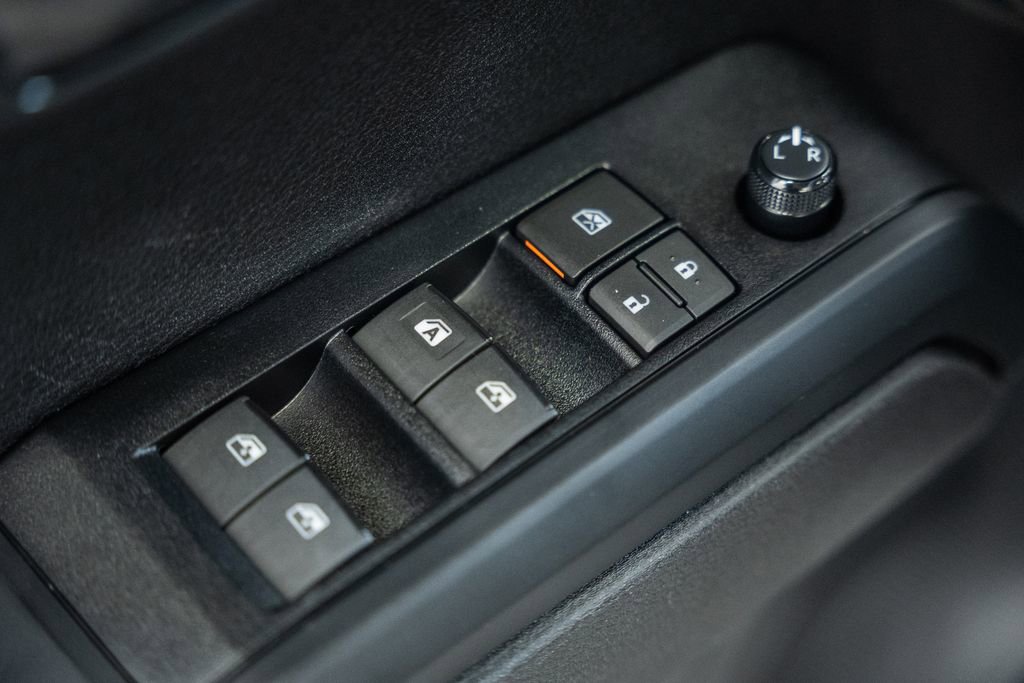 Used 2021 Toyota Tacoma SR w/ SR Convenience Package image 34