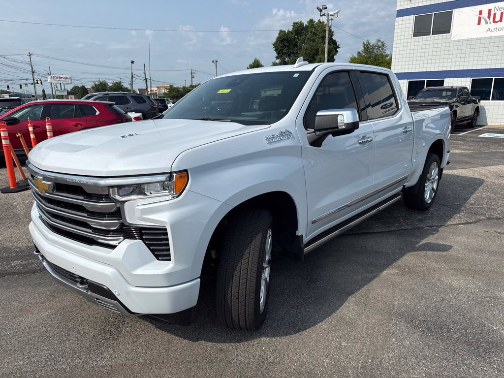 Used 2026 Chevrolet Silverado 1500 High Country AWD/4WD image 7