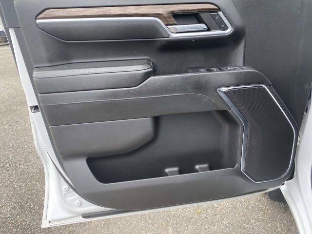 Used 2024 Chevrolet Silverado 1500 LT AWD/4WD image 13