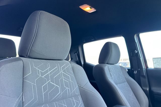 Used 2016 Toyota Tacoma TRD Off-Road w/ Towing Package RWD image 18