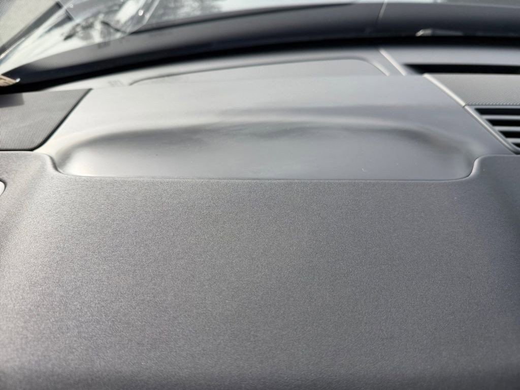 Used 2023 Land Rover Range Rover Sport SE Dynamic image 25