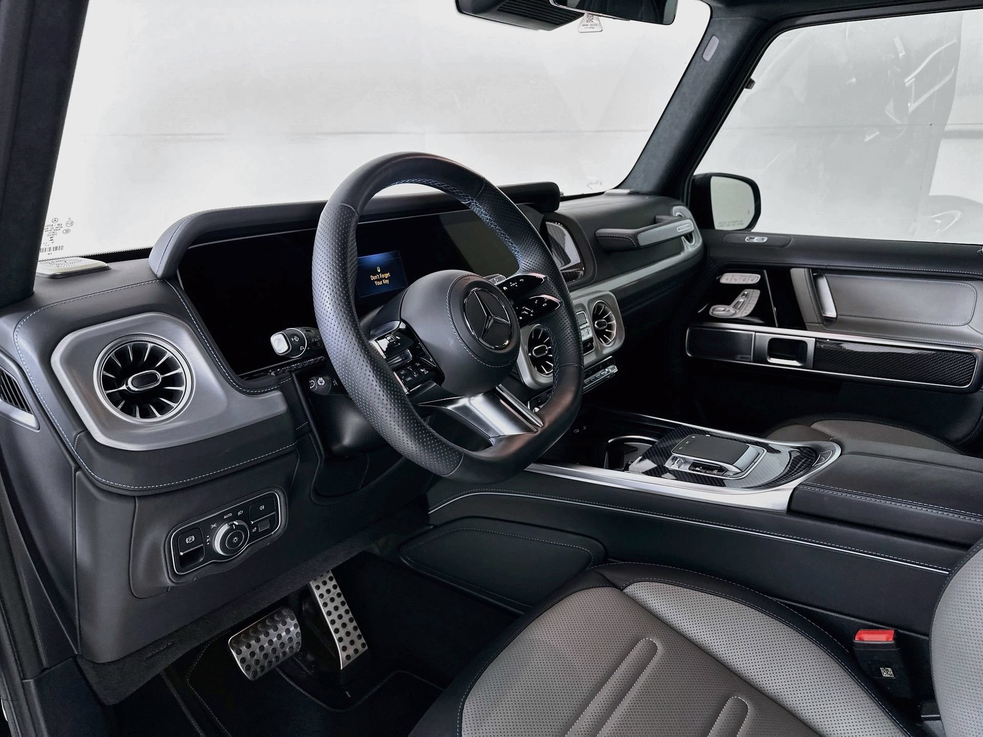 Used 2025 Mercedes-Benz G 580 w/ EQ Technology image 10