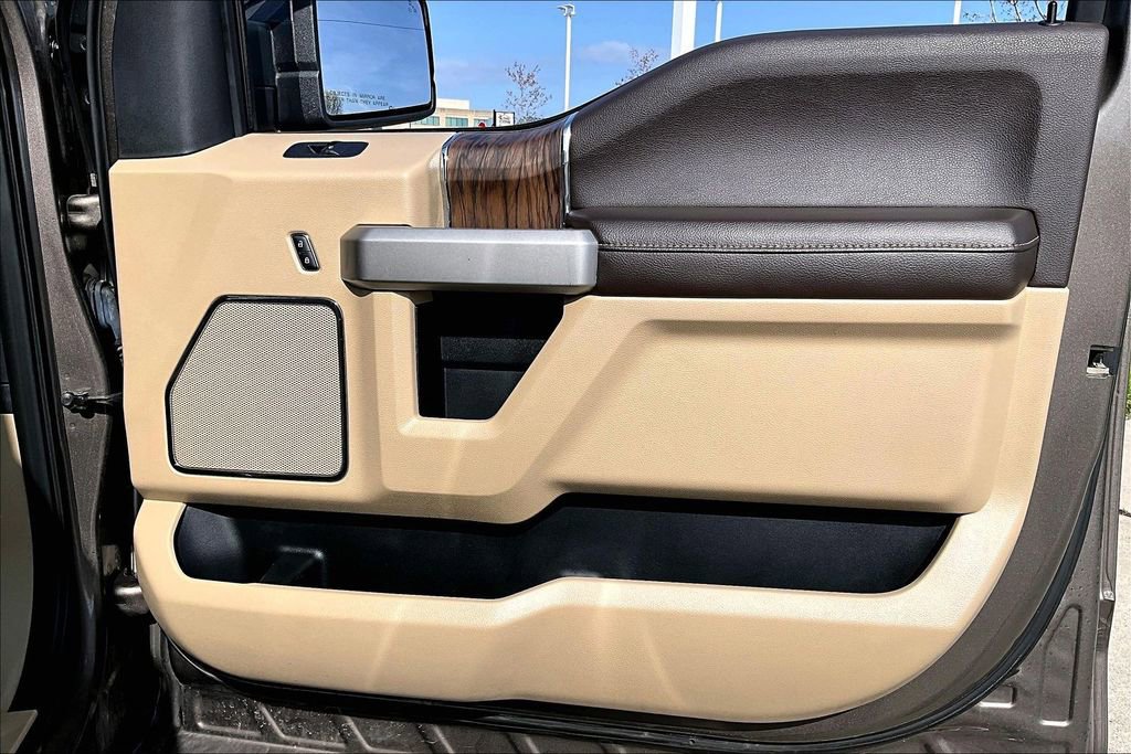 Used 2019 Ford F150 Lariat image 24