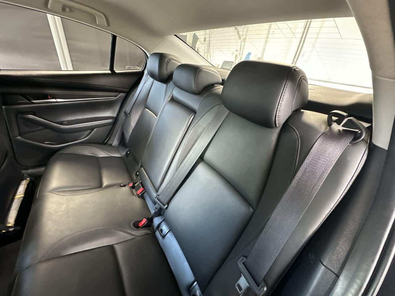 Used 2024 MAZDA MAZDA3 s FWD image 22