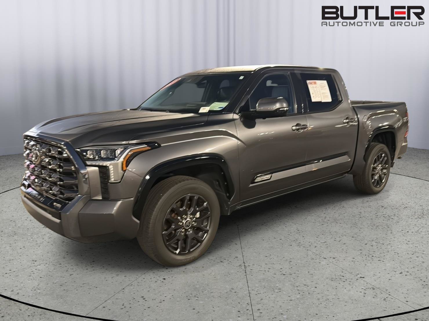 Used 2023 Toyota Tundra Platinum AWD/4WD image 1