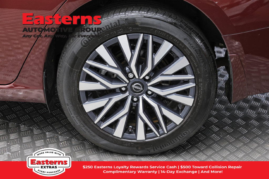 Used 2023 Nissan Altima 2.5 SV AWD/4WD image 9